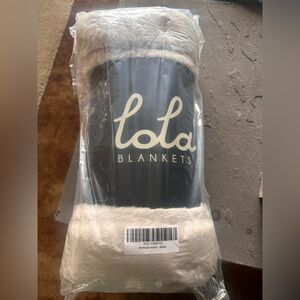 Lola Blankets Plush Throw in Antique Ivory baby